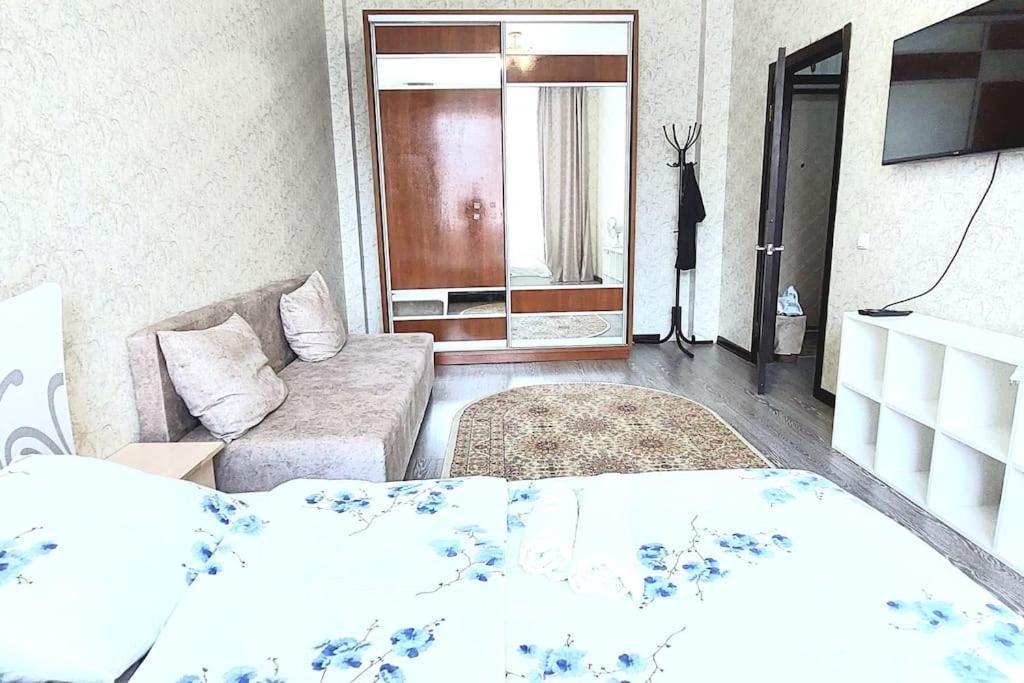 Apartamento Аэропорт 15 Минут Экспо Бульвар Astaná Exterior foto