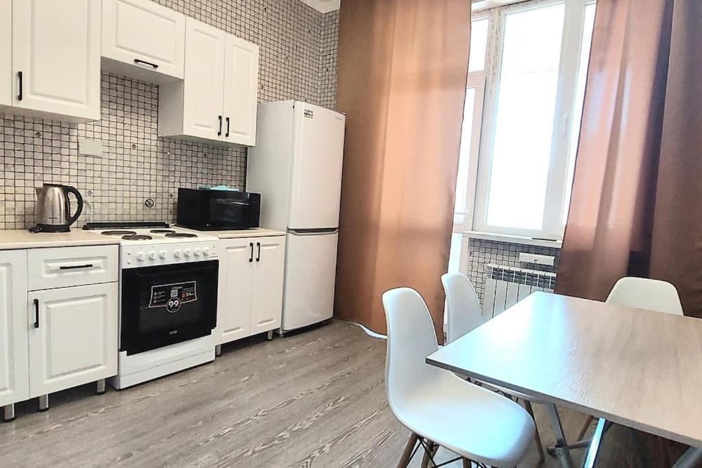 Apartamento Аэропорт 15 Минут Экспо Бульвар Astaná Exterior foto